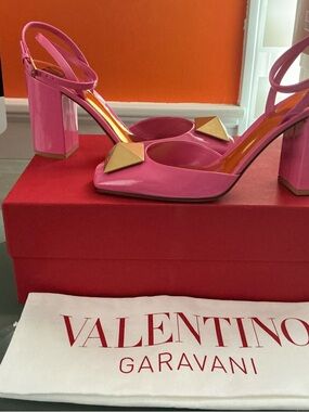 Valentino Garavani Hot Pink Patent Block-Heel Slingback Pumps with Gold Studs